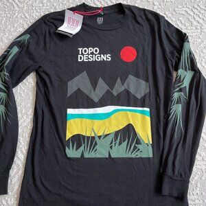 NWT Topo Designs Graphic Long Sleeve T-Shirt
